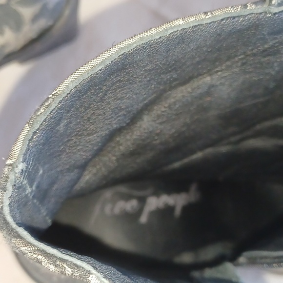 Free People, Barclay Gray Black Floral Brocade Ankle Boots Size 37 - Picture 5 of 8